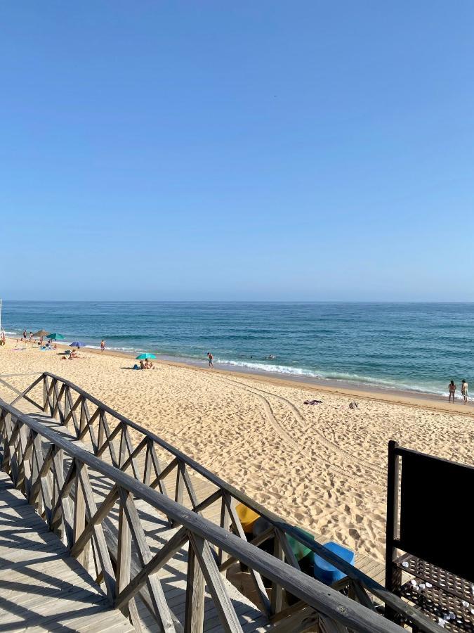 Beautiful Apartment For Rent In Quinta Do Lago With Excellent Resort Facilities Close To Lake And Beach. Luaran gambar