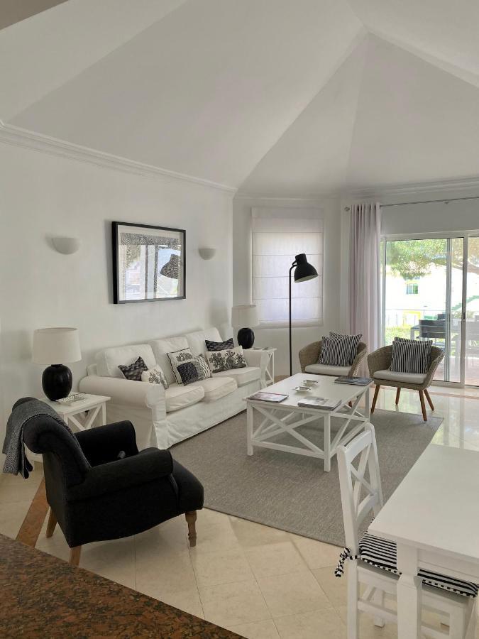 Beautiful Apartment For Rent In Quinta Do Lago With Excellent Resort Facilities Close To Lake And Beach. Luaran gambar